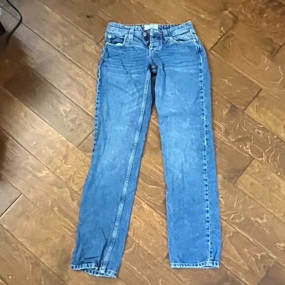 Free People Size 24 Straight Leg 3 Button Fly Medium Wash Jeans - Picture 4 of 6